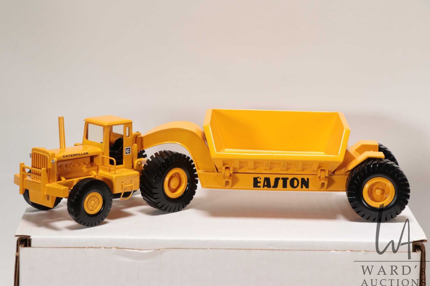 Kelly Ripper D9 Four 1:50 scale EMD diecast models including DW20 tractor w/ scraper ...