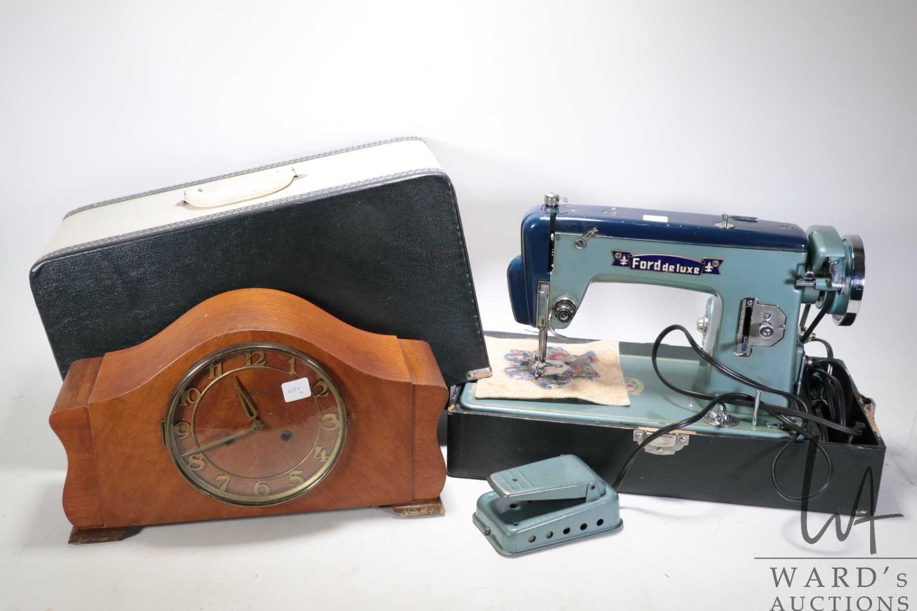 Ford Sewing Machine Vintage Ford deluxe electric portable sewing machine, serviced and ...