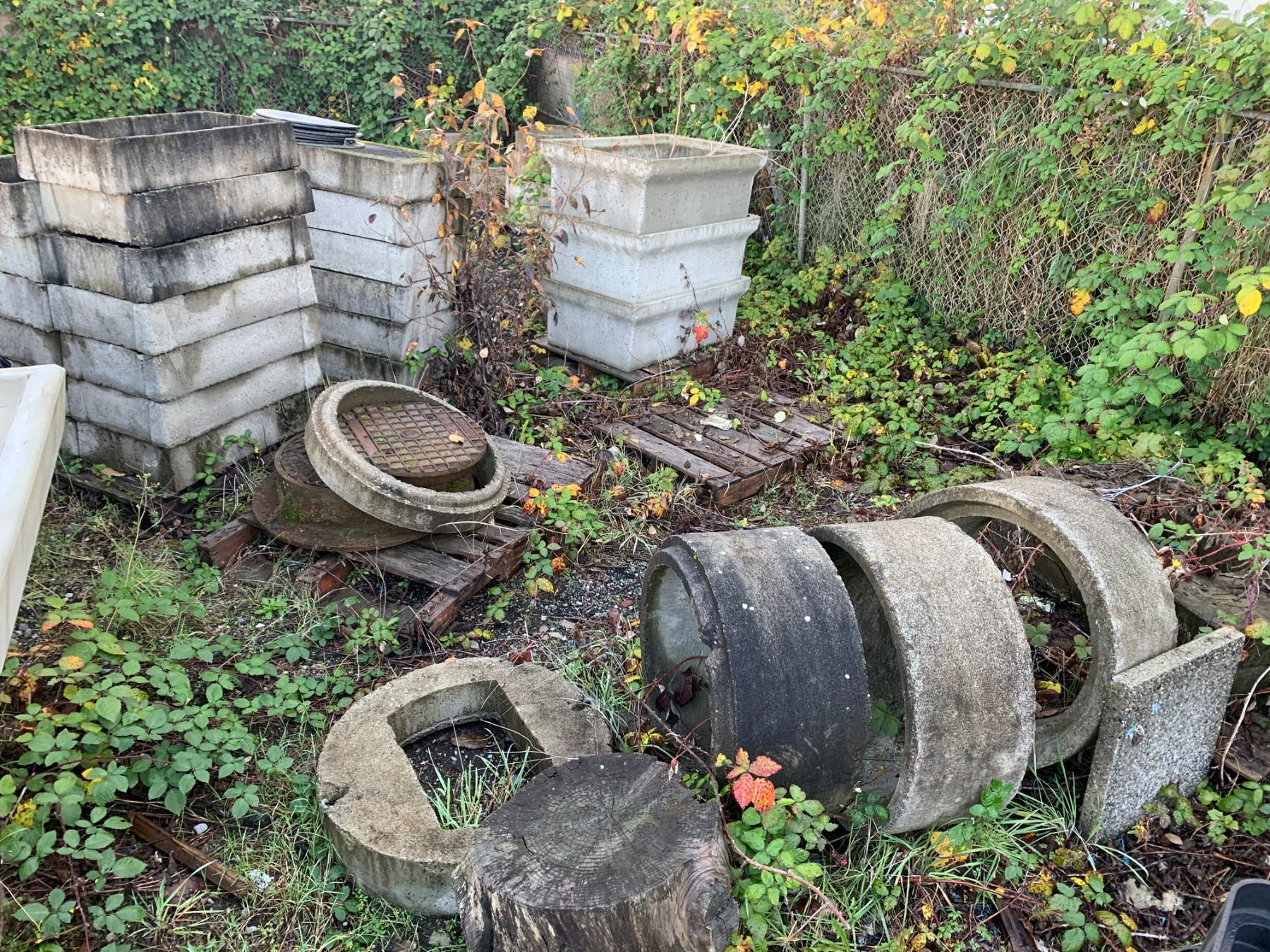 *H/T* LARGE GROUP OF IC RISERS, CONCRETE ELECTRICAL BOXES & CONCRETE ...