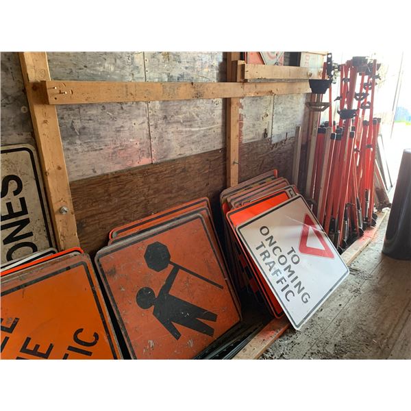 LARGE GROUP OF TRAFFIC CONTROL/ ROAD CONSTRUCTION SIGNAGE & STANDS