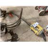 Image 1 : WACKER NEUSON ELECTRIC CONCRETE VIBRATOR