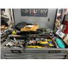 Image 2 : HUSKY GREY 10 DRAWER MOBILE INDUSTRIAL TOOL BOX WITH CONTENTS