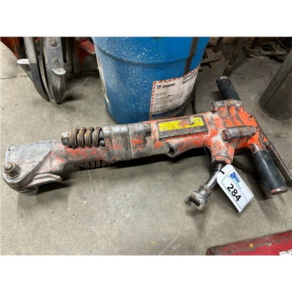 PNEUMATIC JACK HAMMER