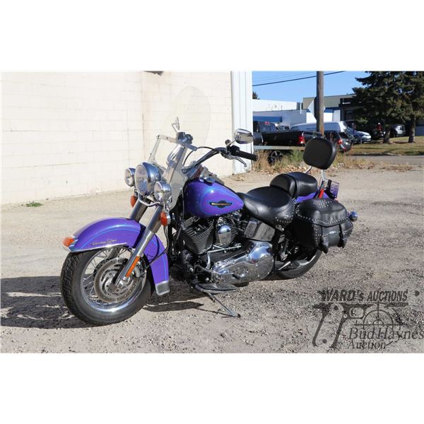 2005 Harley Davidson Heritage Softail Classic, Screaming Eagle pipes, metallic purple, 10,400kms, VI