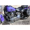 Image 8 : 2005 Harley Davidson Heritage Softail Classic, Screaming Eagle pipes, metallic purple, 10,400kms, VI