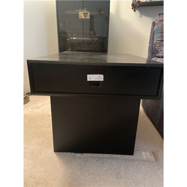 Black Wooden Side Table 22Wx21Hx30D