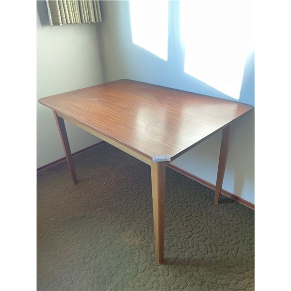 Mid Century Table 47Lx32Dx29H