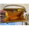 Image 2 : Vintage Purse, Gloves & Accessories