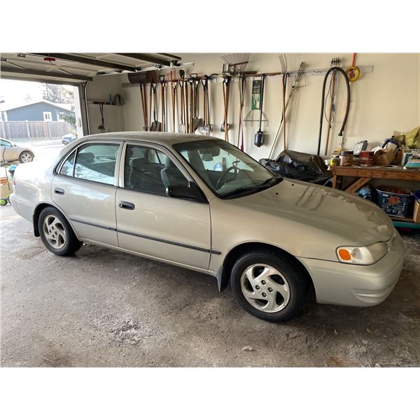 2000 Toyota Corolla - New Battery - 258K Runs Great