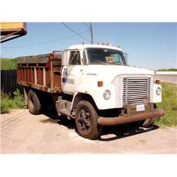 1976 Intl Dump 5 Ton
