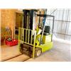 Image 1 : Electric Forklift
