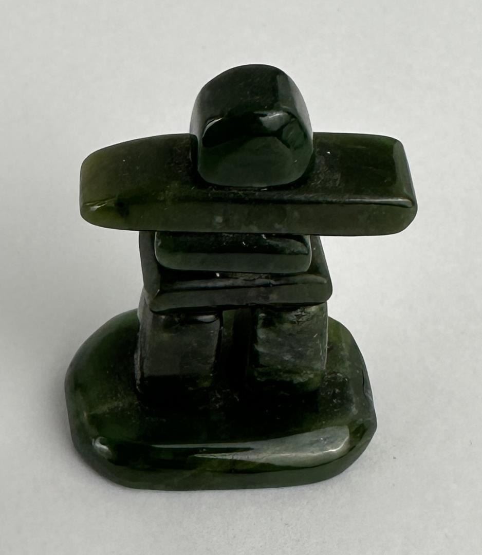 Alaska Inuit Eskimo Inukshuk Jade Figure