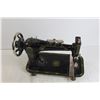 Image 4 : Reliance Sewing Machine