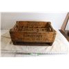 Image 1 : Dominion Bottling Works Ltd. 7-UP Wooden Crate