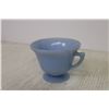 Image 2 : Pyrex Blue Delphite “Bluebell” Creamer and Sugar