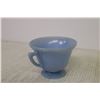 Image 3 : Pyrex Blue Delphite “Bluebell” Creamer and Sugar