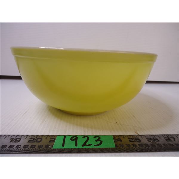 Vintage Pyrex Yellow Mixing Bowl