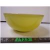 Image 1 : Vintage Pyrex Yellow Mixing Bowl