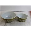 Image 4 : (2) Pyrex Spring Blossom Mixing Bowl and Casserole - No Lid