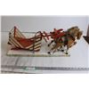 Image 1 : Horse and Cart Décor Item