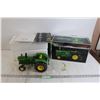 Image 1 : John Deere Precision Classics The Model 5010 Tractor 1:16 Scale - Historical Booklet and Coin Includ