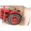 Image 3 : McCormick W-30 Tractor Replica 1/16 Scale (NIB)