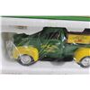 Image 2 : John Deere Dealership 1947 Studebaker Pickup Truck Replica (NIB)