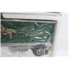 Image 4 : Eastwood Automobilia Transportation Collectibles 1960 Model B-61 Mack Tractor & Trailer 1/34 Scale (