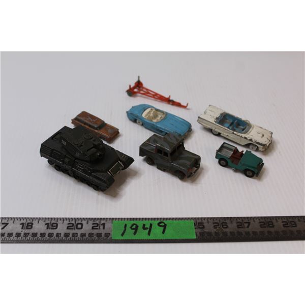 Vintage Toy Cars / Tank / Jeep