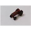 Image 2 : IHC Matchbox B-250 Die Cast Tractor