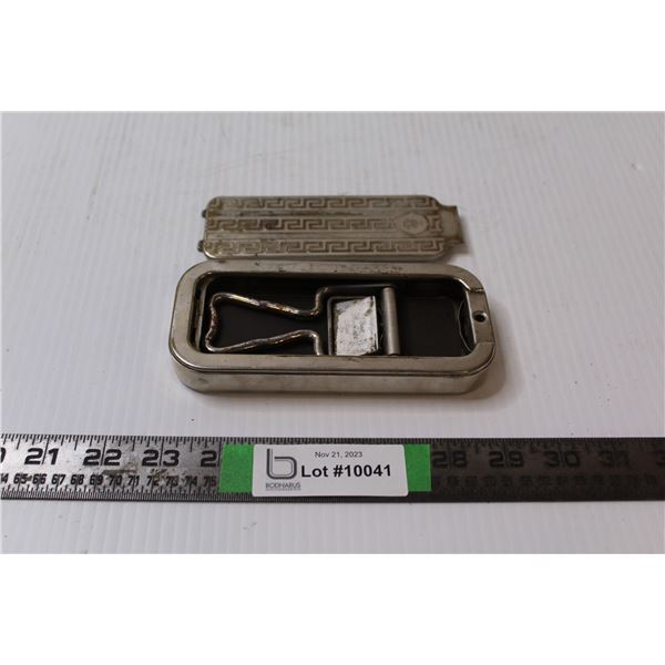 Men's Razor Sharpener