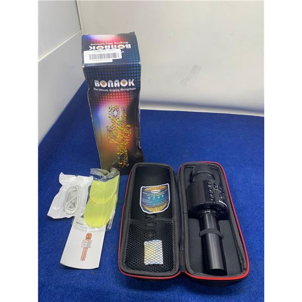 Bonaok The Ultimate Singing Microphone