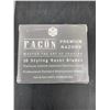 Image 2 : Facon Premium Razors and Blades