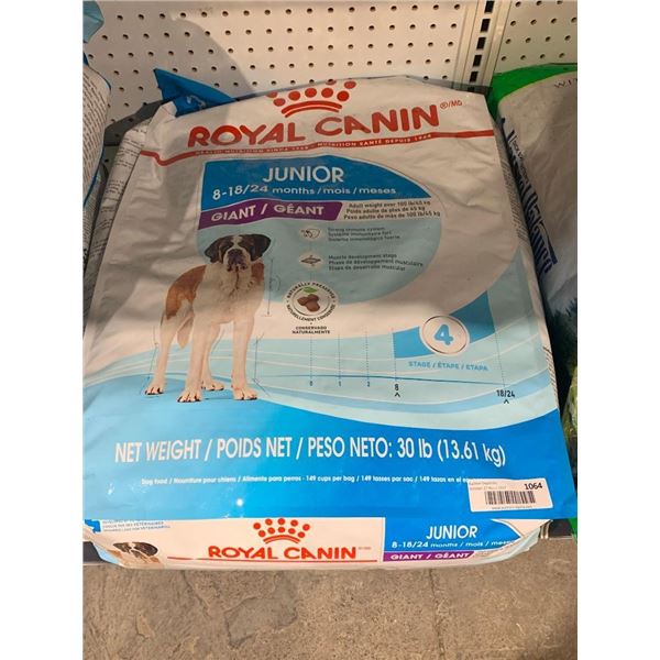 Royal Canin Junior 8-24 months Giant Breed Dog Kibble 30lb