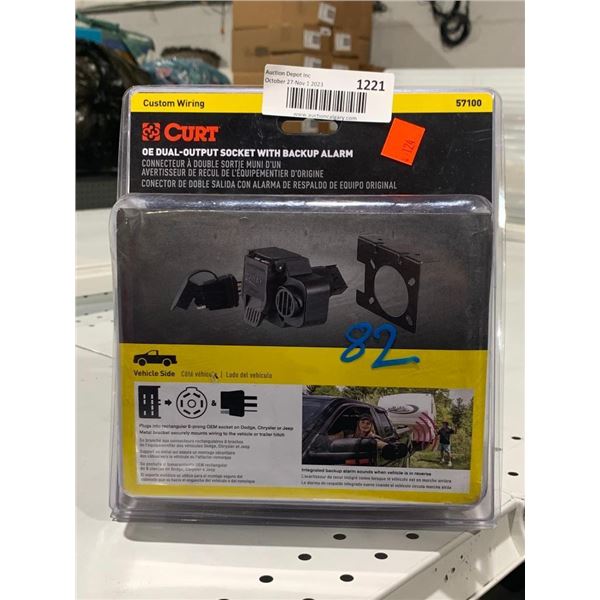 Curt Custom Wiring OE Dual-Output Socket w/ Backup Alarm