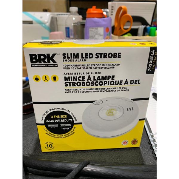 BRK Slim LED Strobe Smoke Alarm Hardwire with Battery Back up