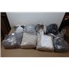 Image 1 : LOT DE 8 COUVERTS DE SOFA ASST