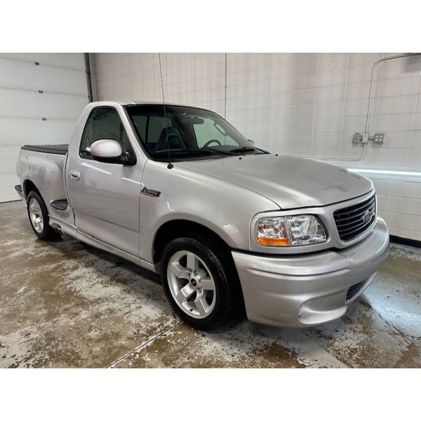 2002 FORD F-150 LIGHTNING