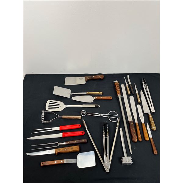 Assorted Kitchen Utensils