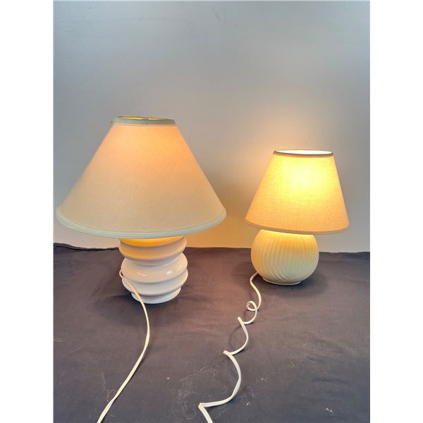 2 Table Lamps (Tested)