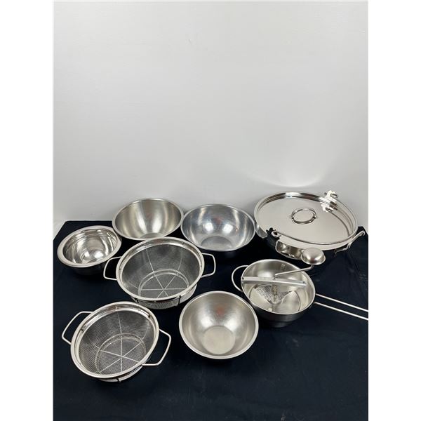 Metal Kitchenware