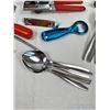 Image 3 : Assortment of Kitchen Utensils