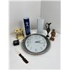 Image 1 : Assorted Clocks & Home Décor