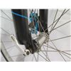 Image 8 : Mongoose Impasse Gray Men's Hybrid Bike