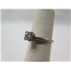 Image 2 : White Gold 10k Ring w/ Moissanite Stone Size 5.5 (2.04g)