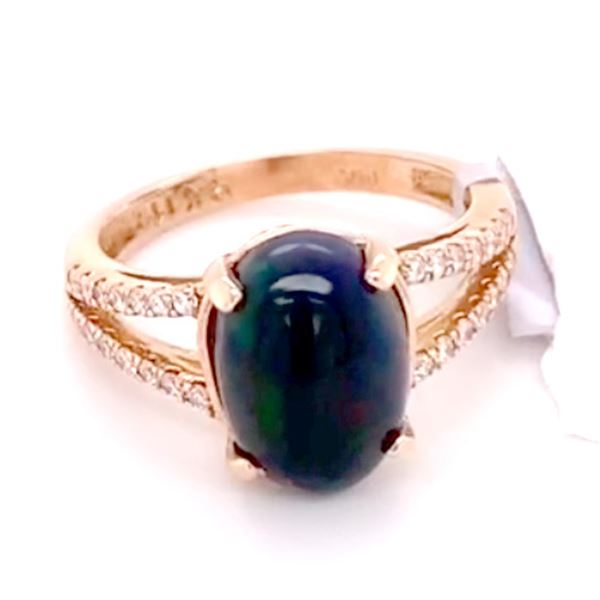 1.99ct Natural OPAL 14K Rose Gold 2.5gm Ring