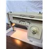 Image 2 : Sewing Machine Table with Singer Stylist 513 Sewing Machine