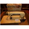 Image 1 : Vintage Ami sewing machine