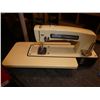 Image 2 : Vintage Ami sewing machine