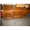 Image 1 : Antique wooden chest/table